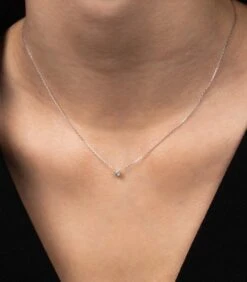 Geurkaars Kokosnoot Met Zilveren Oorbellen -Kaarsen Voor Thuis 35cbf1a1cbe6485984216fcdb6a0c0ed